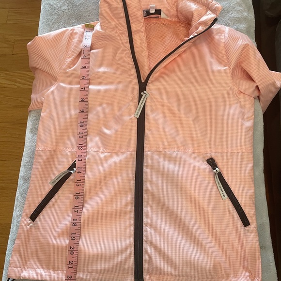 Hong Kong Jockey Club Jacket - Picture 8 of 9